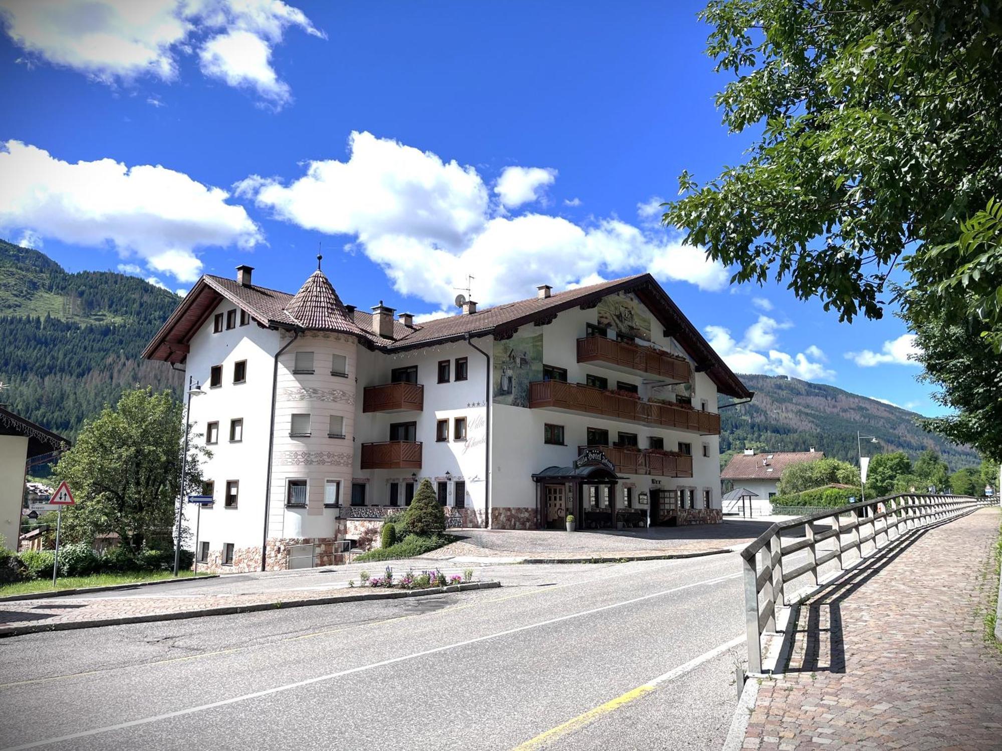 Hotel Villa Jolanda Ziano di Fiemme Exterior foto